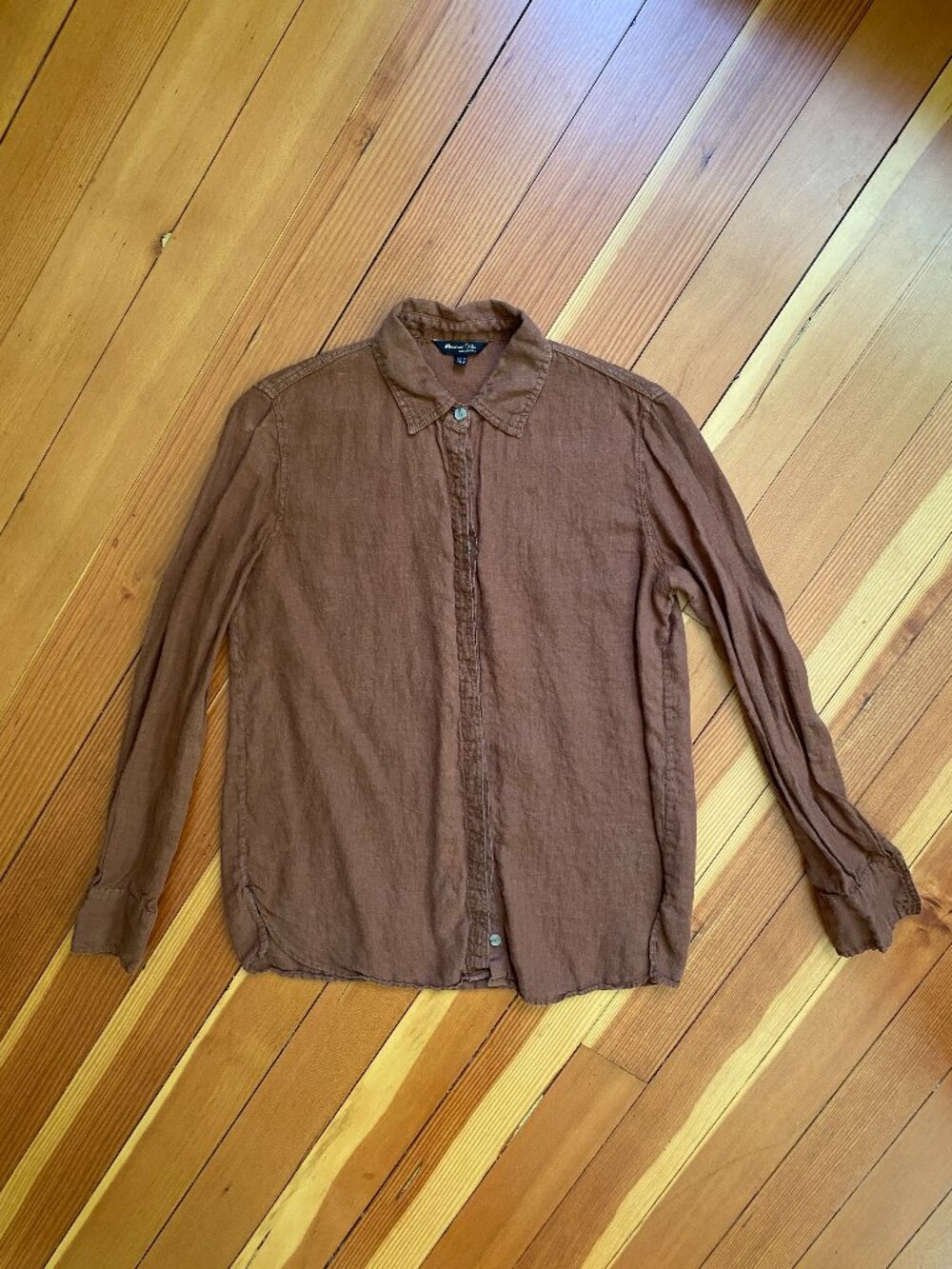Massimo Dutti Linen Button Down Shirt in Brown. Size 4 / Small
